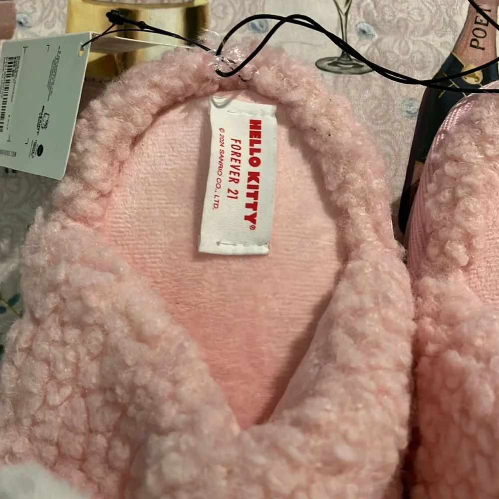 Hello Kitty Pink Fuzzy Slippers